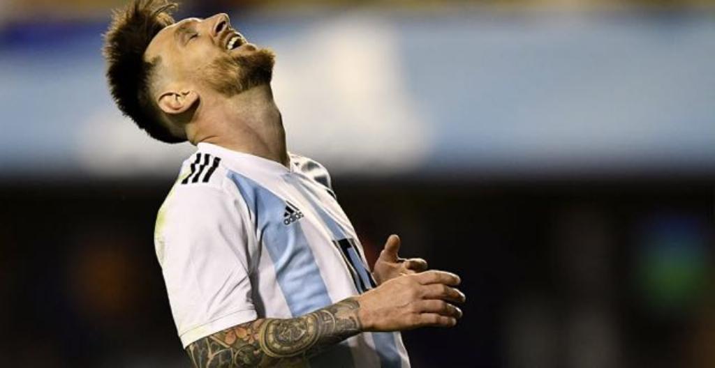 Argentiinalainen Lionel Messi on maailman kuuluisimpia jalkapalloilijoita.