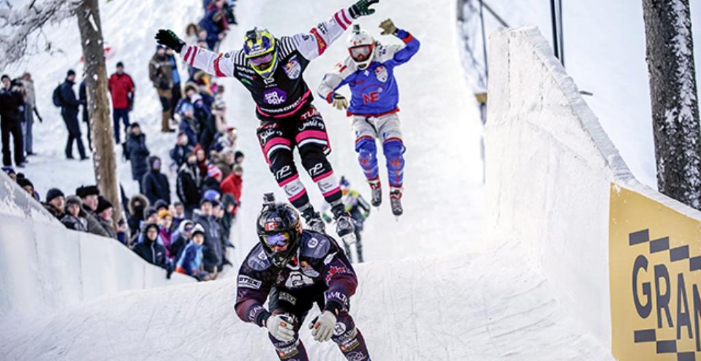 Kuvassa Suomen Mirko Lahti, USA:n Daniel Bergeson, Kanadan Kyle Croxall ja USA:n Dan Witty kilpailevat Jyväskylässä.