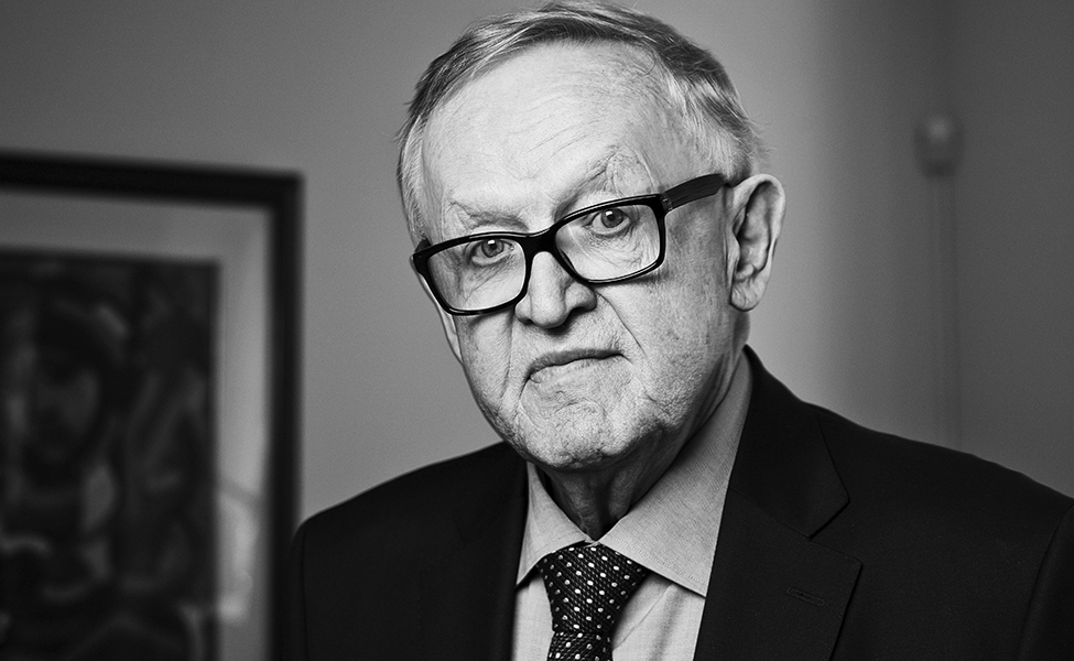 Martti Ahtisaari kuvattiin Crisis Management Initiative -rauhanjärjestön tiloissa Helsingissä vuonna 2017.