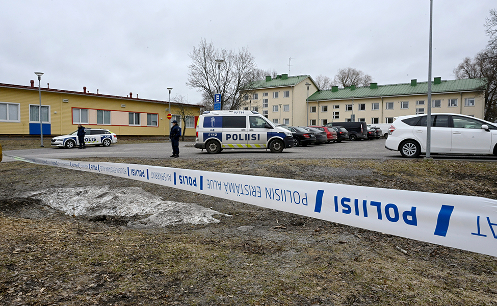 Vantaalla Viertolan koulun Jokirannan toimipisteessä tapahtui tiistaina 2.4. kouluampuminen.